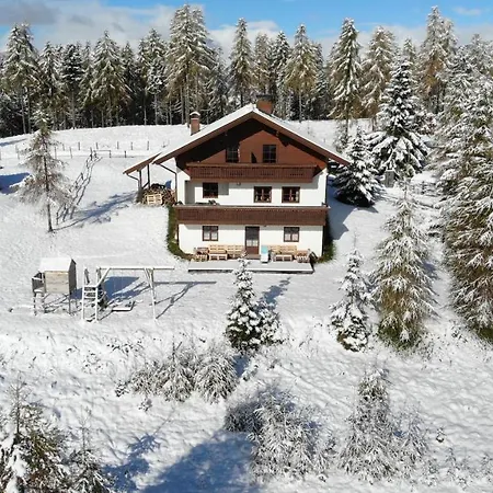 Almvilla * هوتشريندل