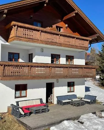 Almvilla