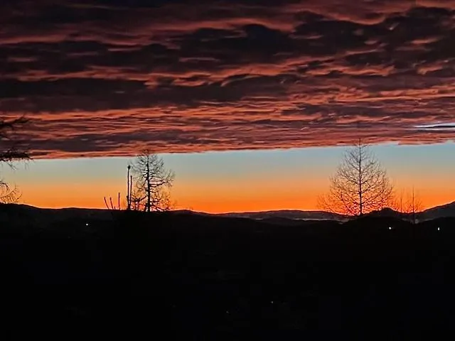 Almvilla * הוכרינדל